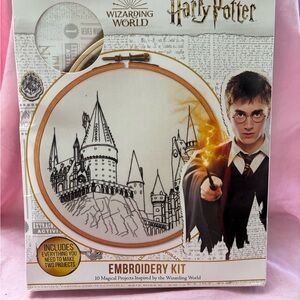 Warner Bros. Wizarding World Harry Potter Embroidery Kit new in box.